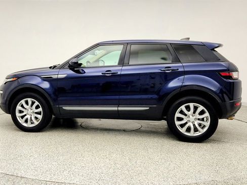 Used 2017 Land Rover Range Rover Evoque SE AWD/4WD image 8