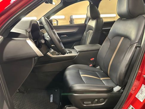 Used 2025 MAZDA CX-70 3.3 Turbo w/ Premium Plus Pkg image 11