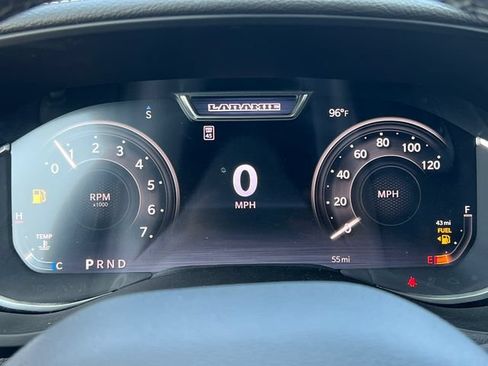 Used 2025 RAM 2500 Laramie AWD/4WD image 20