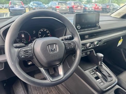 Used 2024 Honda CR-V EX image 14
