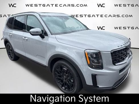 Certified 2022 Kia Telluride SX w/ Nightfall Edition Package image 4