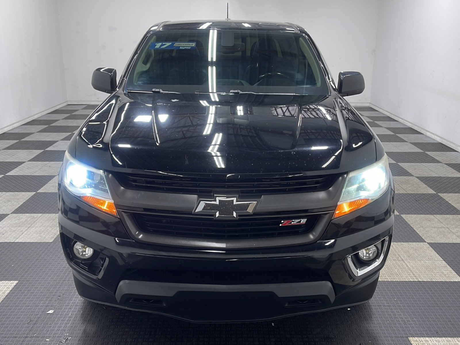 Used 2017 Chevrolet Colorado Z71 AWD/4WD image 24