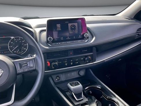 Certified 2024 Nissan Rogue S image 9
