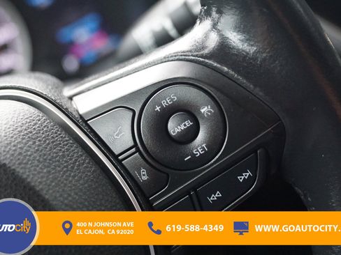 Used 2022 Toyota Corolla Cross LE image 18