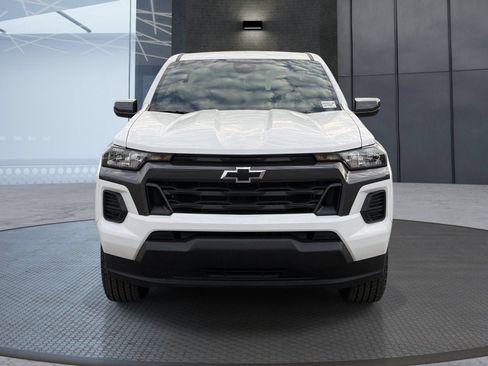 Certified 2026 Chevrolet Colorado LT RWD image 9