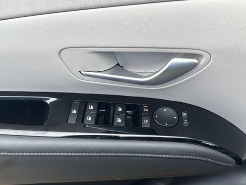 Used 2026 Hyundai Tucson Limited FWD image 25