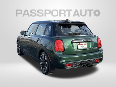 Used 2018 MINI Cooper S image 2