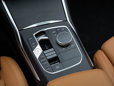 Used 2023 BMW 330i xDrive Sedan w/ Driving Assistance Package image 22