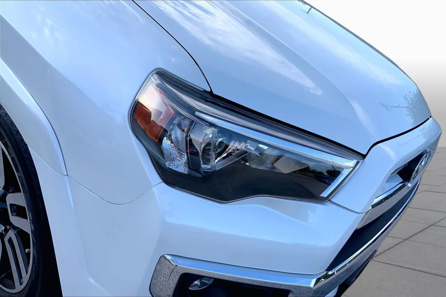 Used 2022 Toyota 4Runner Limited RWD image 28