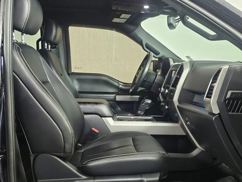 Used 2020 Ford F150 Lariat image 11