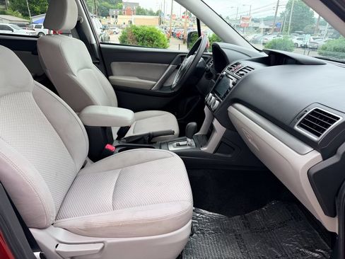 Used 2016 Subaru Forester 2.5i Premium w/ All-Weather Package AWD/4WD image 15