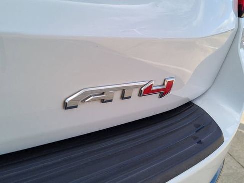 Used 2023 GMC Yukon XL AT4 image 6