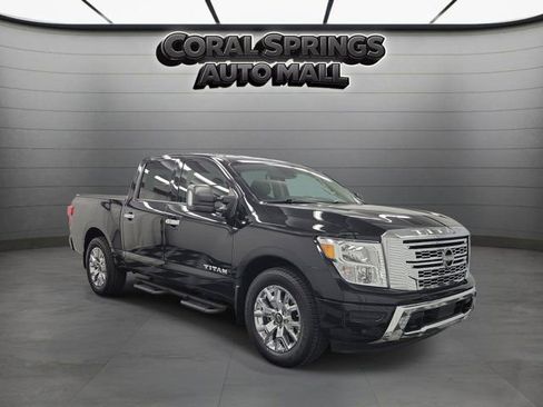 Used 2024 Nissan Titan SV w/ SV Convenience Package RWD image 1