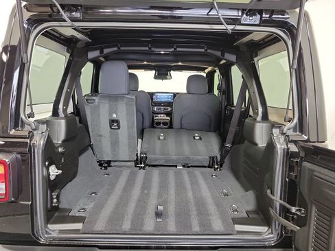 Used 2023 RAM 1500 Big Horn RWD image 24