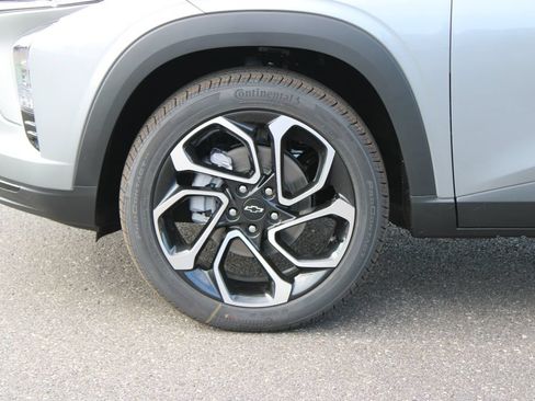 New 2026 Chevrolet Trax RS w/ Driver Confidence Package FWD image 21