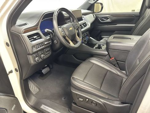 Certified 2024 Chevrolet Tahoe High Country w/ Advanced Technology Package AWD/4WD image 12