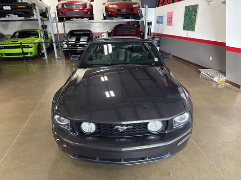 Used 2007 Ford Mustang GT image 40