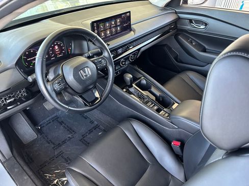 Used 2024 Honda Accord EX-L image 9