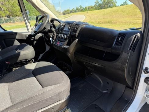 Used 2017 RAM ProMaster 1500 FWD image 7