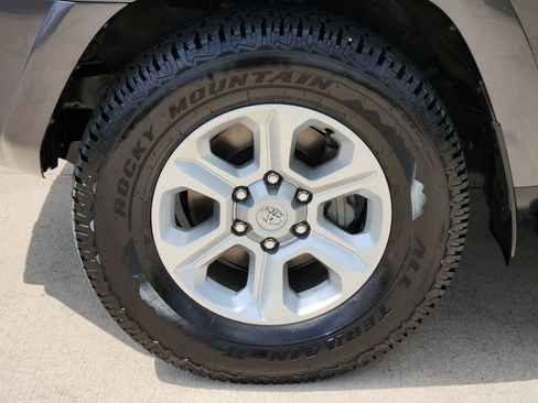 Used 2022 Toyota 4Runner SR5 RWD image 13