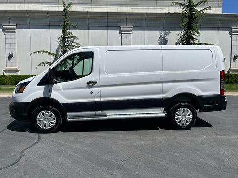 Used 2025 Ford Transit 250 Low Roof w/ Exterior Upgrade Package RWD image 10