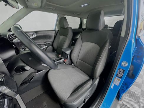 Used 2024 Kia Soul EX FWD image 23