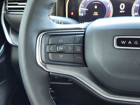 Used 2024 Jeep Wagoneer Series II image 27