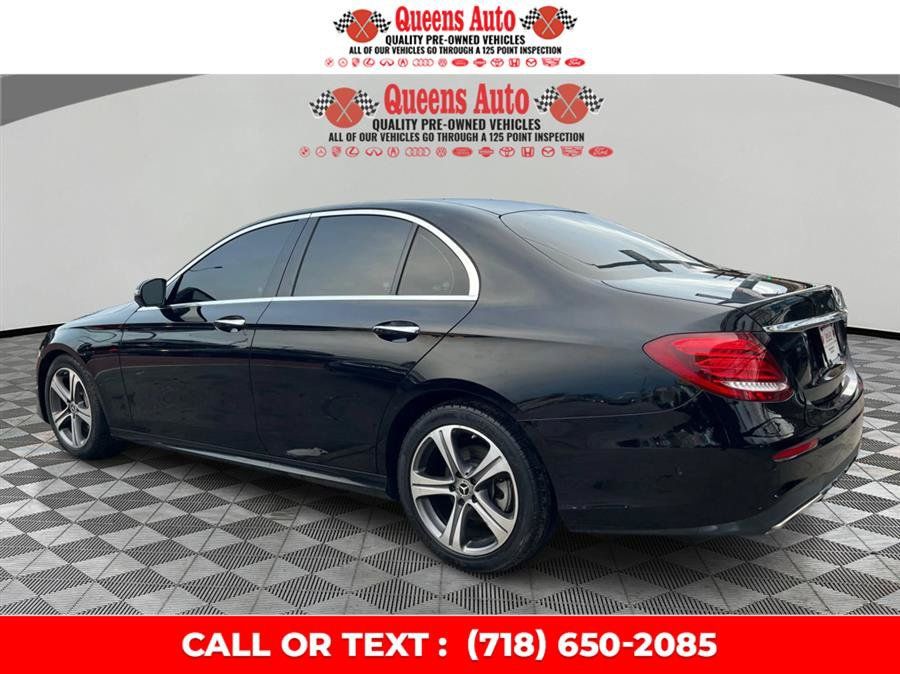 Used 2020 Mercedes-Benz E 350 4MATIC Sedan image 4