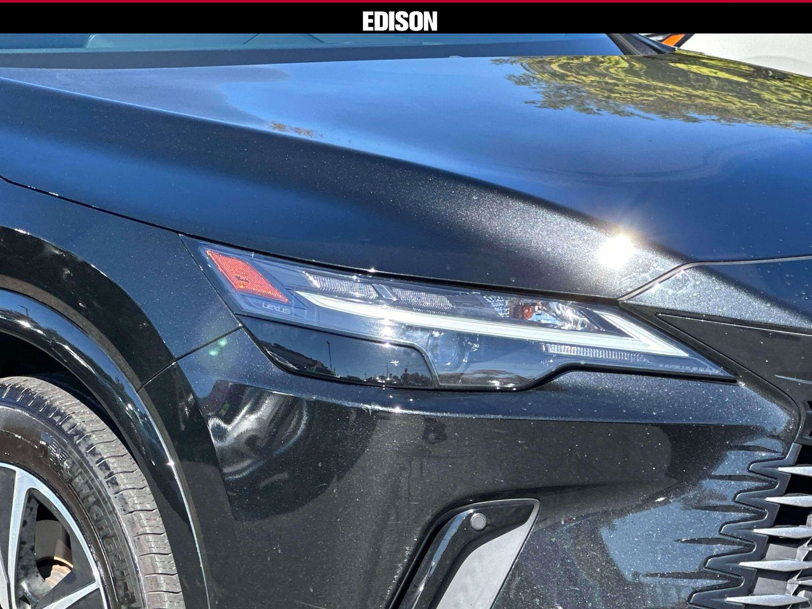 Used 2024 Lexus RX 350 Premium w/ Accessory Package AWD/4WD image 7