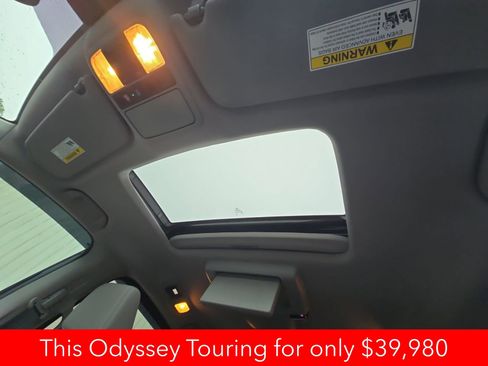 Used 2024 Honda Odyssey Touring image 41