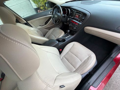 Used 2013 Kia Optima EX w/ Premium Pkg image 39