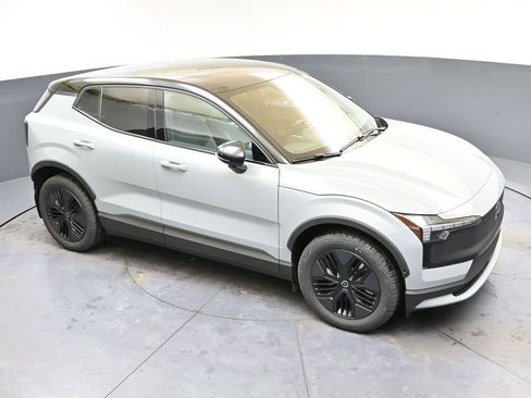 New 2026 Volvo EX30 Cross Country Ultra image 43