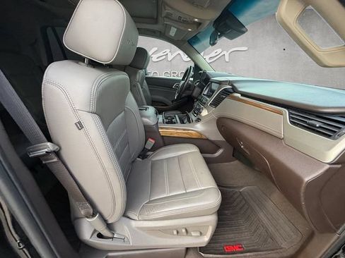 Used 2020 GMC Yukon Denali w/ Open Road Package RWD image 24