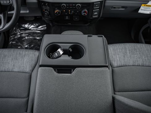 New 2026 Ford F250 XLT w/ XLT Premium Package image 33