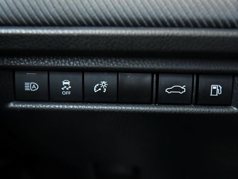 Used 2025 Toyota Camry SE w/ Convenience Package FWD image 35