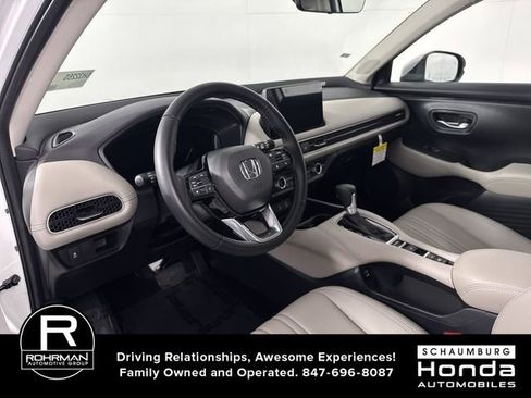 Certified 2026 Honda HR-V EX-L image 4