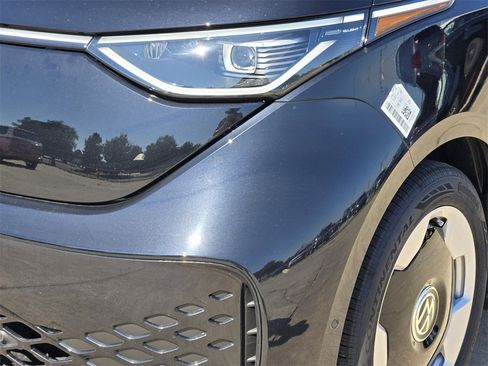 New 2025 Volkswagen ID. Buzz Pro S image 6
