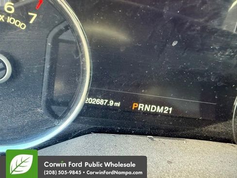 Used 2015 Ford F150 Lariat w/ Equipment Group 501A Mid AWD/4WD image 11
