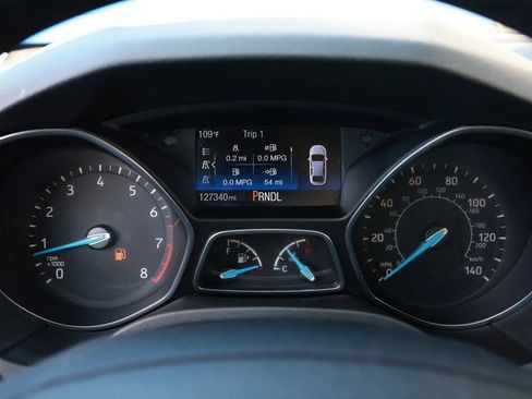 Used 2016 Ford Focus SE FWD image 30