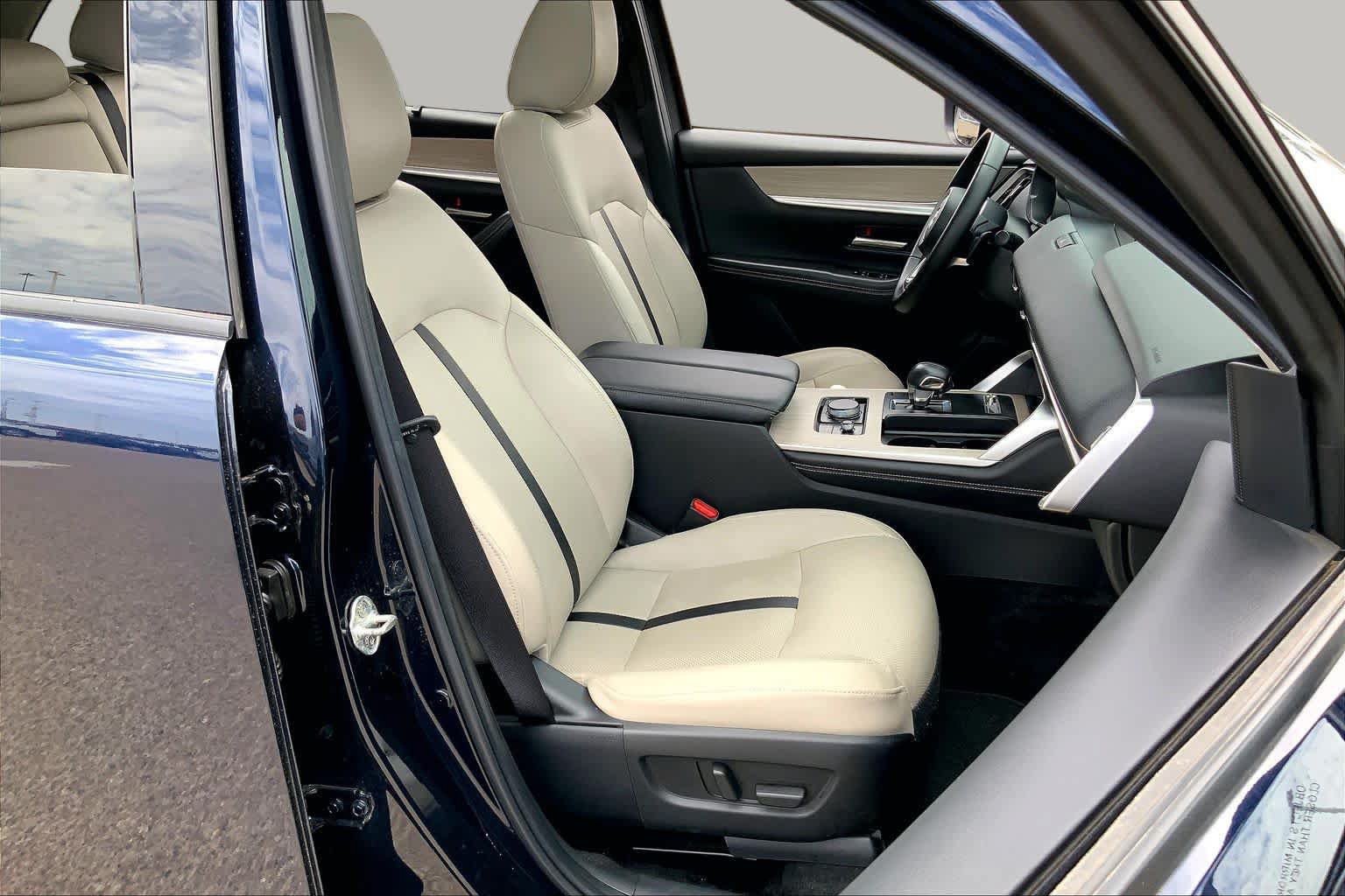 Used 2024 MAZDA CX-90 3.3 Turbo w/ Preferred Plus AWD/4WD image 8