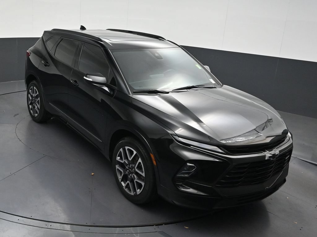 Used 2023 Chevrolet Blazer RS FWD image 21