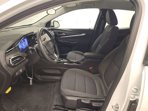Used 2023 Chevrolet Bolt EUV LT w/ Driver Confidence Package FWD image 5