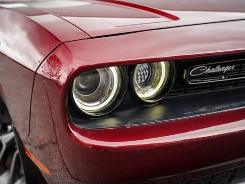 Used 2022 Dodge Challenger R/T Scat Pack w/ Shaker Package image 6