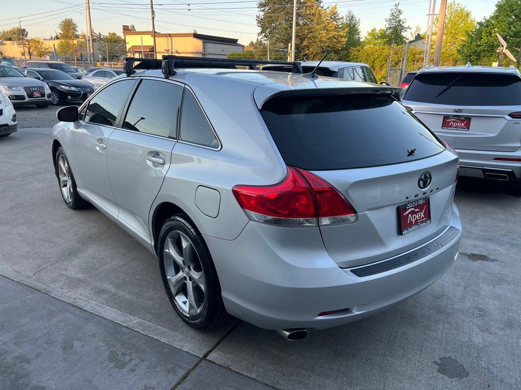 Used 2011 Toyota Venza AWD w/ Comfort Pkg image 5