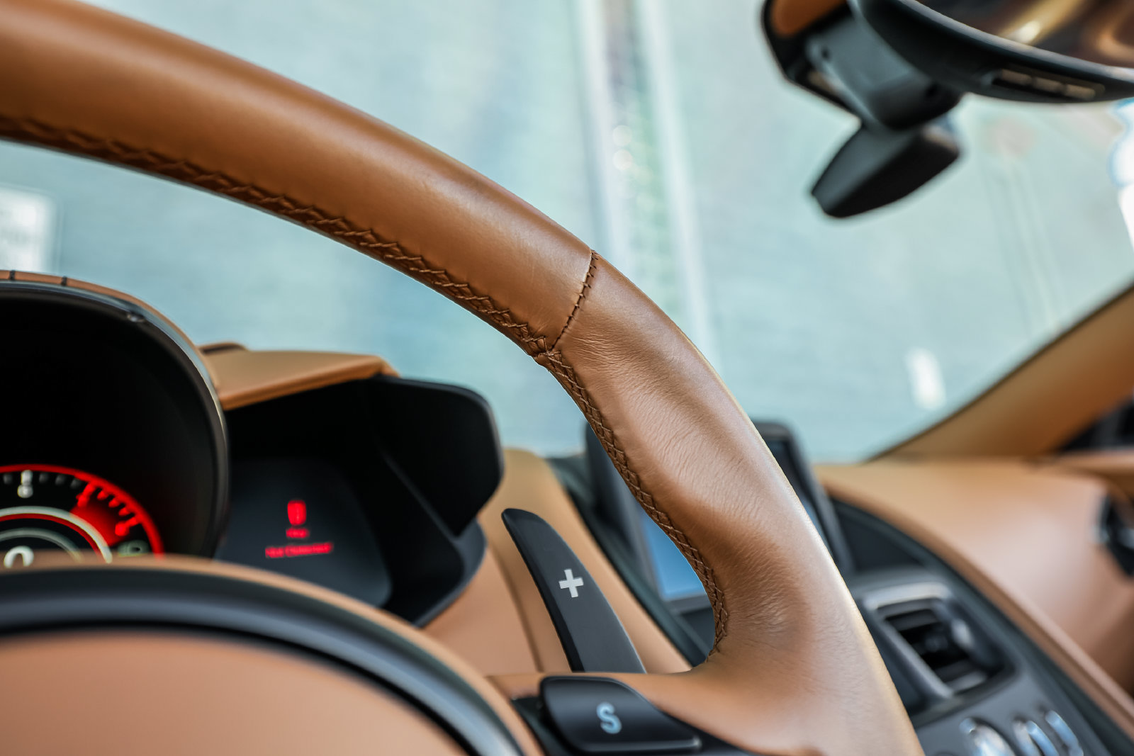 Used 2022 Aston Martin DBS Superleggera Volante RWD image 31