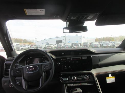 New 2026 GMC Sierra 1500 AT4 image 17