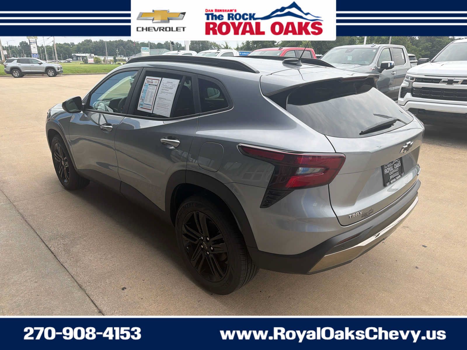 Used 2026 Chevrolet Trax ACTIV w/ Sunroof Package FWD image 3