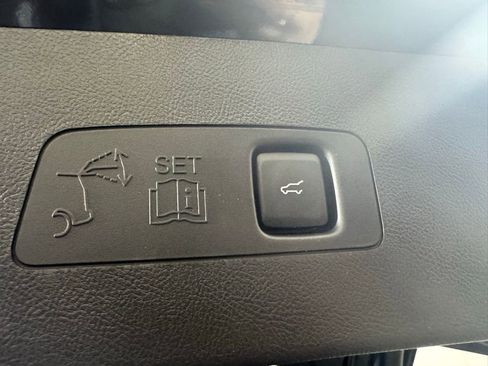 New 2026 Lincoln Corsair Premiere AWD/4WD image 23