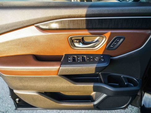 Certified 2025 Honda Pilot Elite image 20