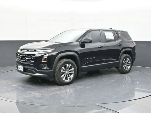 New 2026 Chevrolet Equinox LT w/ Convenience Package II AWD/4WD image 4